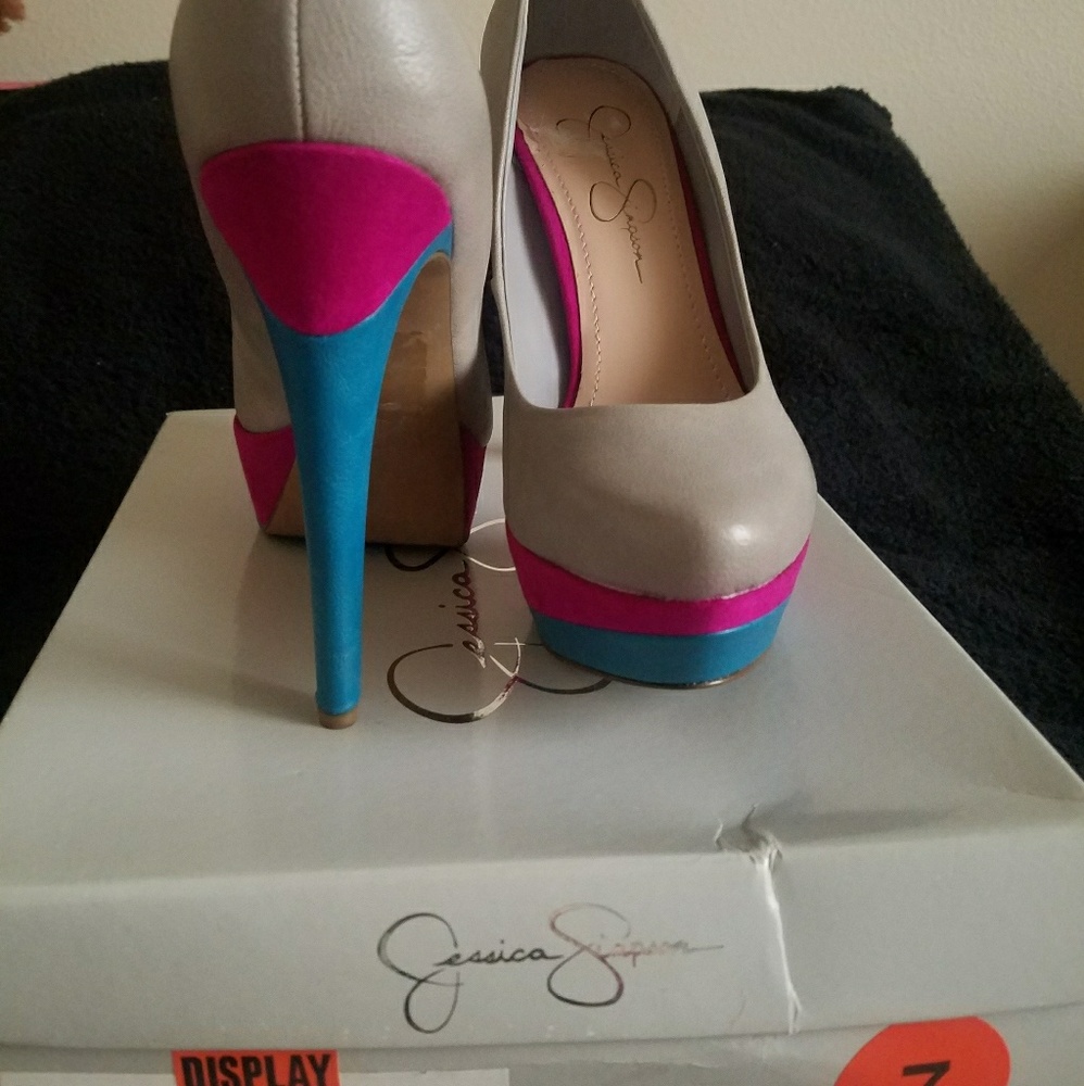Platform pumps